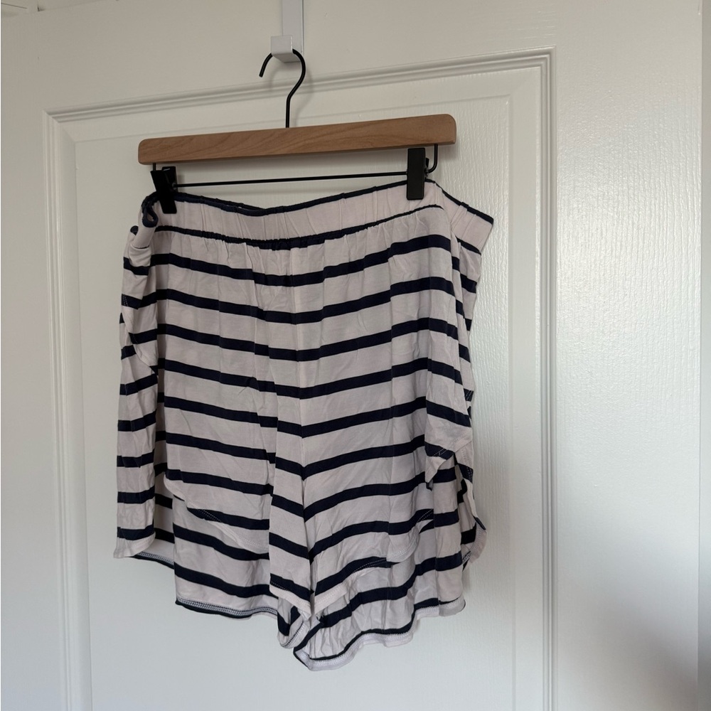 Old Navy Striped High Waist Women's Shorts